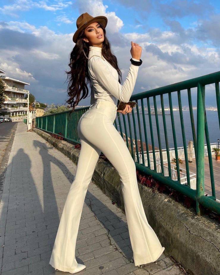 tight pants are always sexy 51 pics 3.html - 51 HD Photos | Premium Gallery 2024