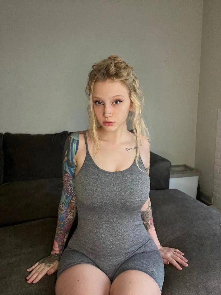 tattooed and sexy 30 pics 8.html - 30 HD Photos | Premium Gallery 2024