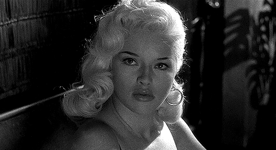 the timeless beauty of diana dors 22 gifs 1.html - 1 HD GIF | Premium Gallery 2024