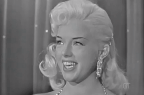 the timeless beauty of diana dors 22 gifs 1.html - 1 HD GIF | Premium Gallery 2024