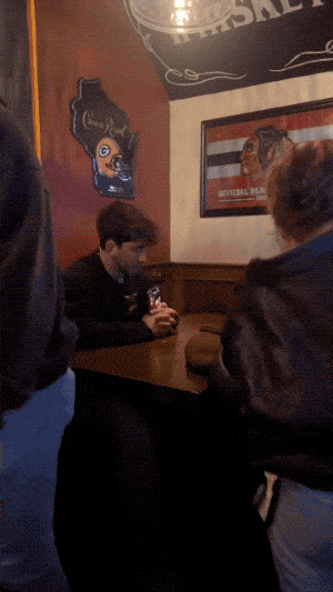 times when people caught influencers in action 15 gifs 7.html - 1 HD GIF | Premium Gallery 2024