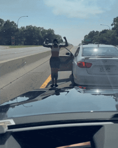 times when people caught influencers in action 15 gifs 7.html - 1 HD GIF | Premium Gallery 2024