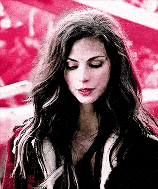 the stunning beauty of morena baccarin 28 gifs 3.html - 1 HD GIF | Premium Gallery 2024