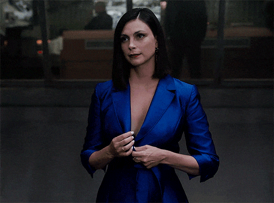 the stunning beauty of morena baccarin 28 gifs 3.html - 1 HD GIF | Premium Gallery 2024
