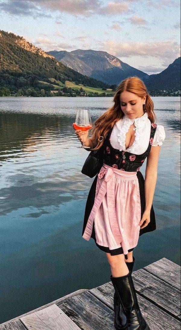 redheads are here to spice things up 33 pics 33.html - 33 HD Photos | Premium Gallery 2024