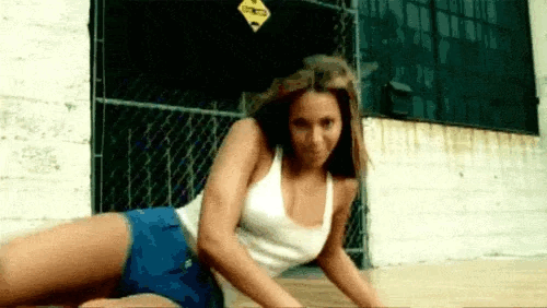 the iconic beauty of beyonc%C3%A9 20 gifs 1.html - 1 HD GIF | Premium Gallery 2024