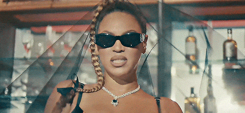 the iconic beauty of beyonc%C3%A9 20 gifs 1.html - 1 HD GIF | Premium Gallery 2024