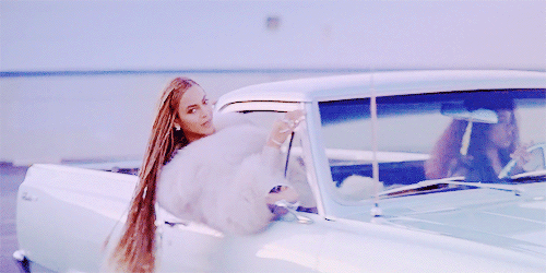 the iconic beauty of beyonc%C3%A9 20 gifs 1.html - 1 HD GIF | Premium Gallery 2024