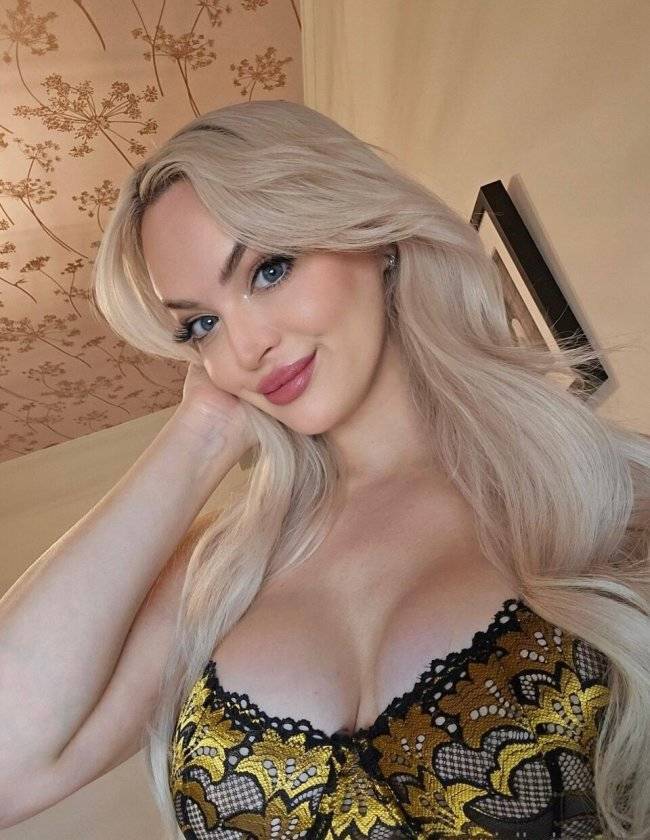 blondes coming in hot 44 pics 12.html - 44 HD Photos | Premium Gallery 2024