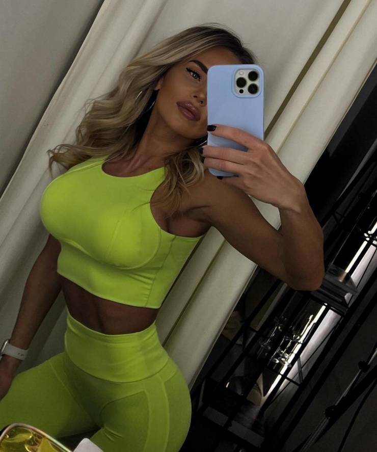 fit and smoking hot 46 pics 1.html - 46 HD Photos | Premium Gallery 2024