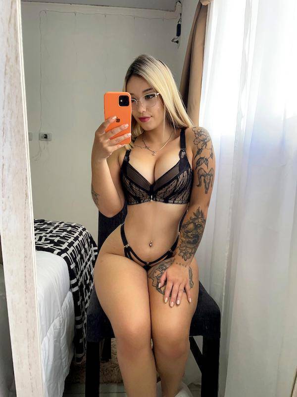 pretty eyes behind cute glasses 47 pics 3.html - 47 HD Photos | Premium Gallery 2024