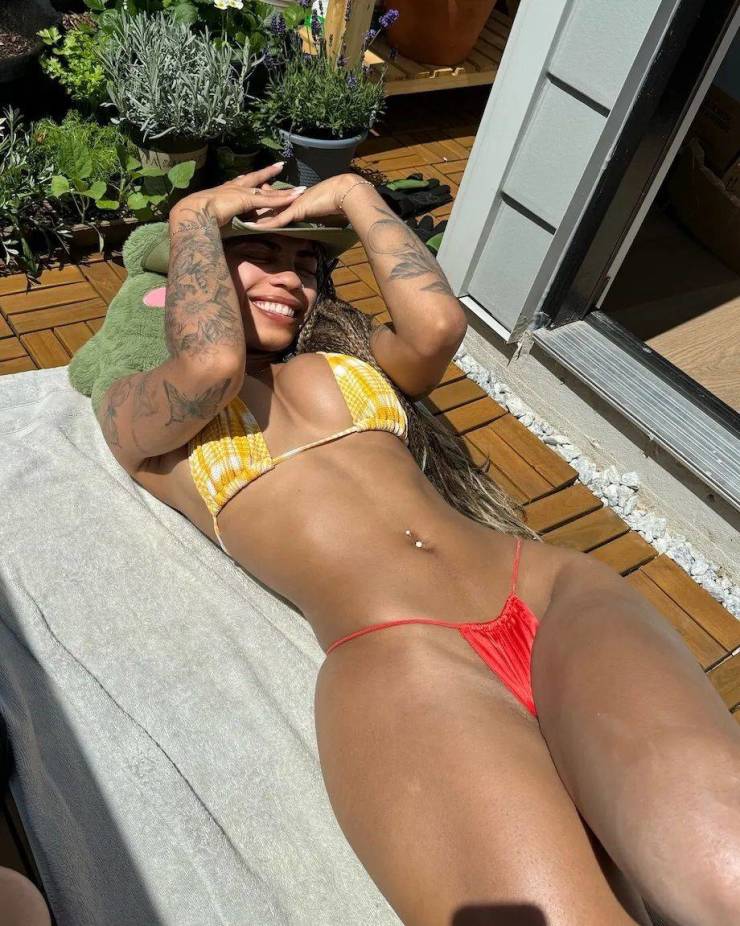 beautiful summer loving bikini girls 33 pics 16.html - 33 HD Photos | Premium Gallery 2024