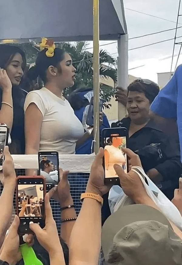 dirty minds are welcome 40 pics 20.html - 40 HD Photos | Premium Gallery 2024