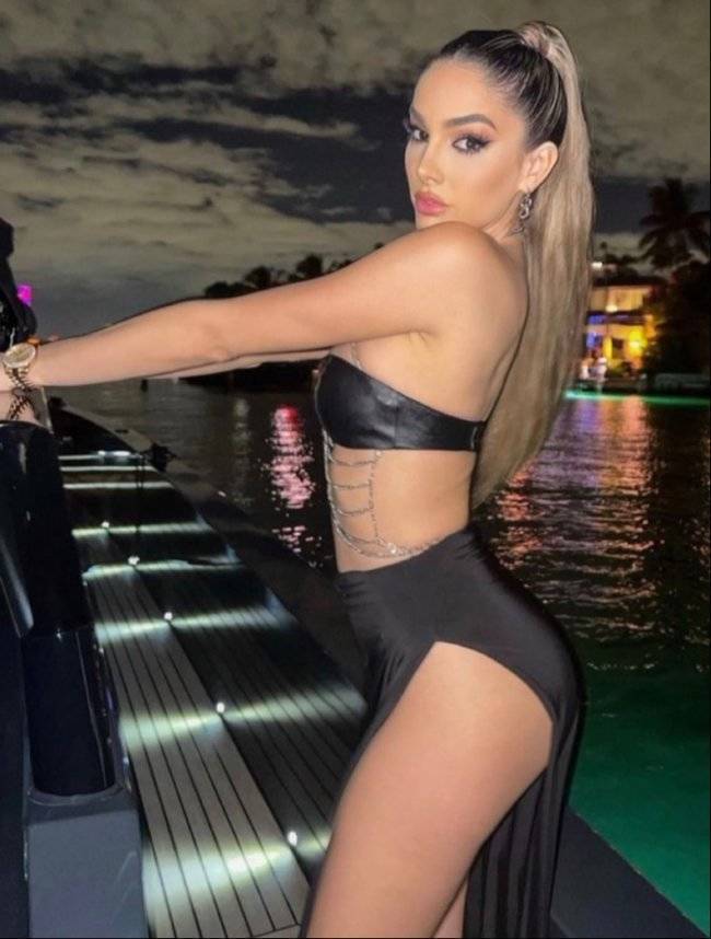 the beauty of side boobs 47 pics 8.html - 47 HD Photos | Premium Gallery 2024