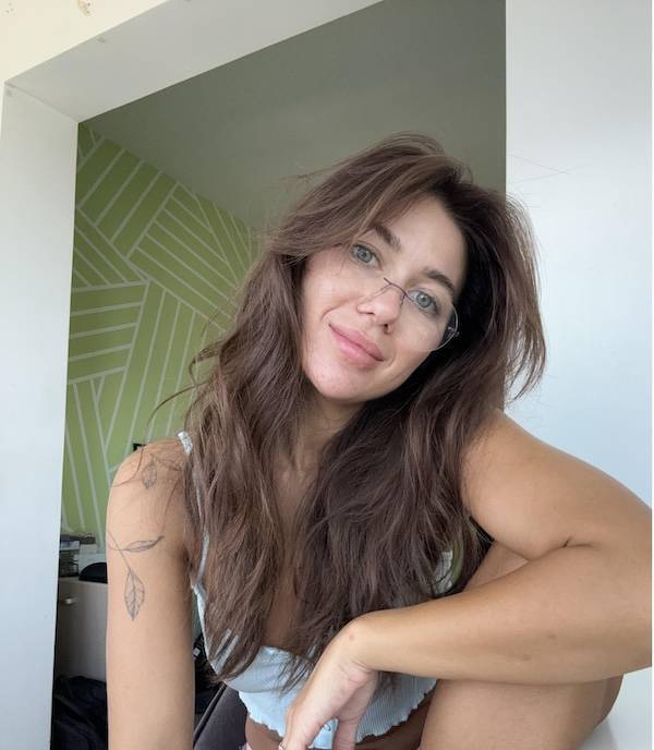 pretty eyes behind cute glasses 50 pics 1.html - 50 HD Photos | Premium Gallery 2024