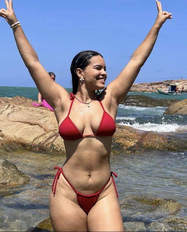 beautiful summer loving bikini girls 39 pics 5.html - 39 HD Photos | Premium Gallery 2024