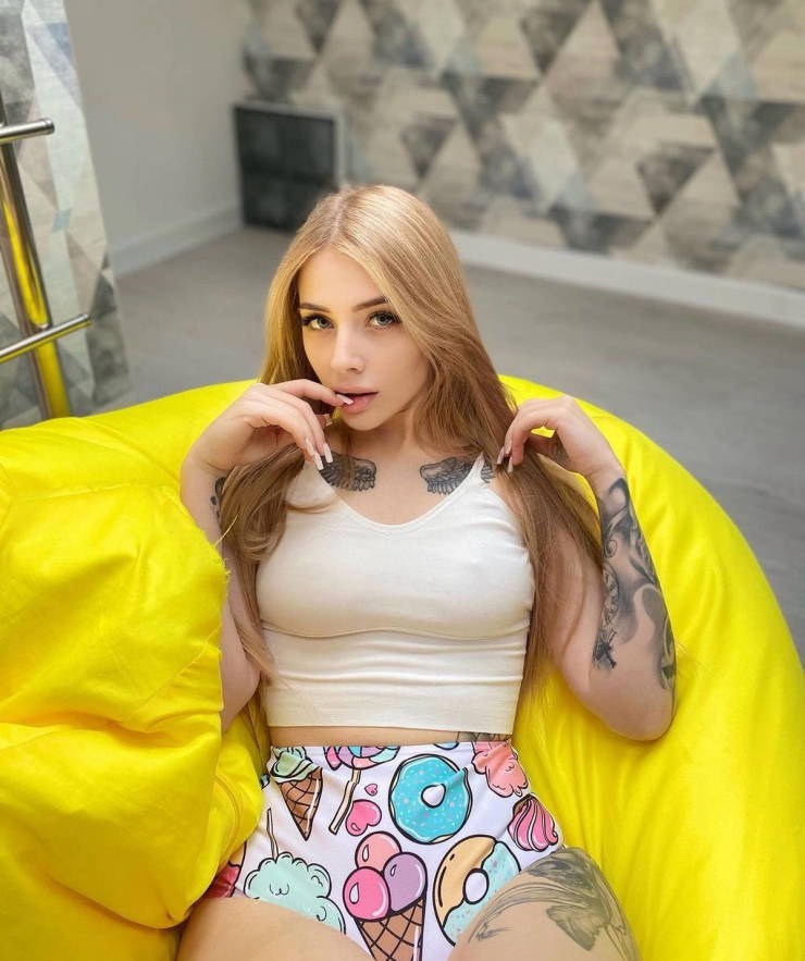 no bras allowed 46 pics 4.html - 46 HD Photos | Premium Gallery 2024