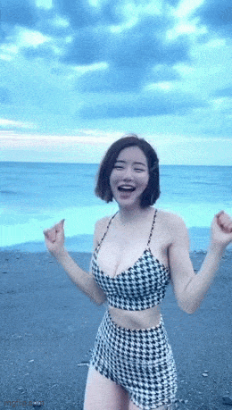 hot girls are here for you 32 gifs 6.html - 1 HD GIF | Premium Gallery 2025