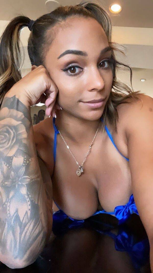 show us your boobs 51 pics 21.html - 51 HD Photos | Premium Gallery 2025