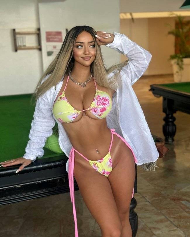 read between the tan lines 30 pics 6.html - 30 HD Photos | Premium Gallery 2025