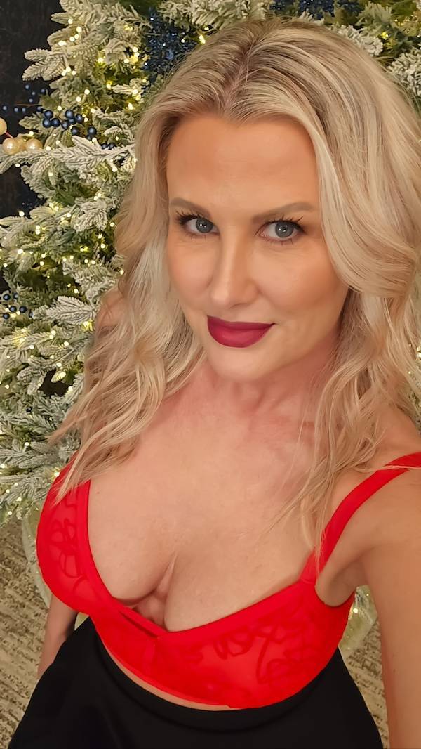 Boobs! Boobs For Everyone!