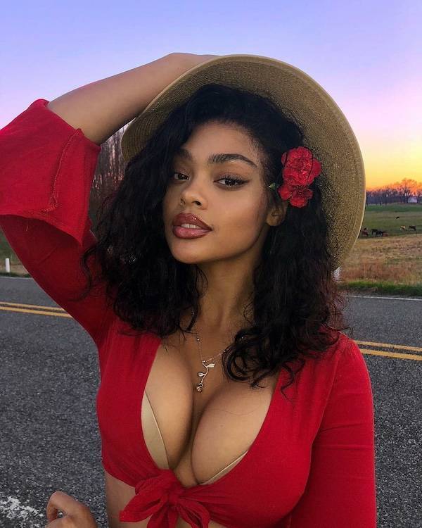 squishy hills await 50 pics 21.html - 50 HD Photos | Premium Gallery 2025