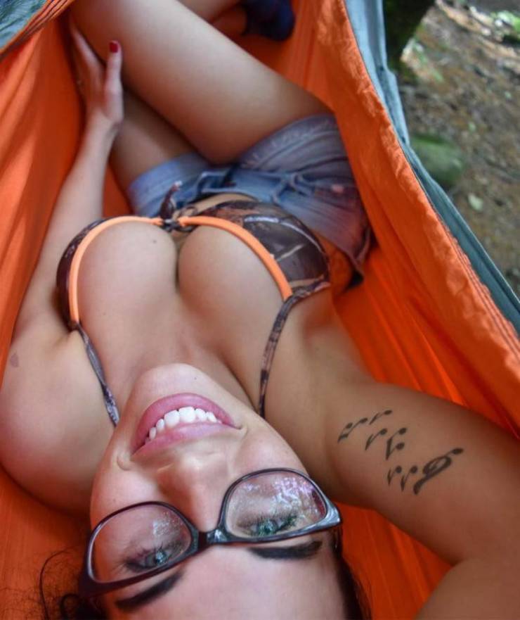 pretty eyes behind cute glasses 56 pics 18.html - 56 HD Photos | Premium Gallery 2025