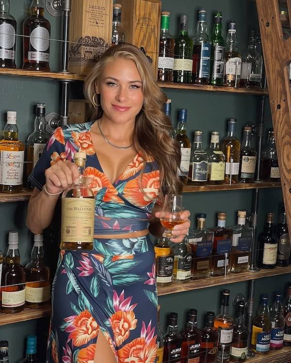 drinking time 60 pics 21.html - 60 HD Photos | Premium Gallery 2025