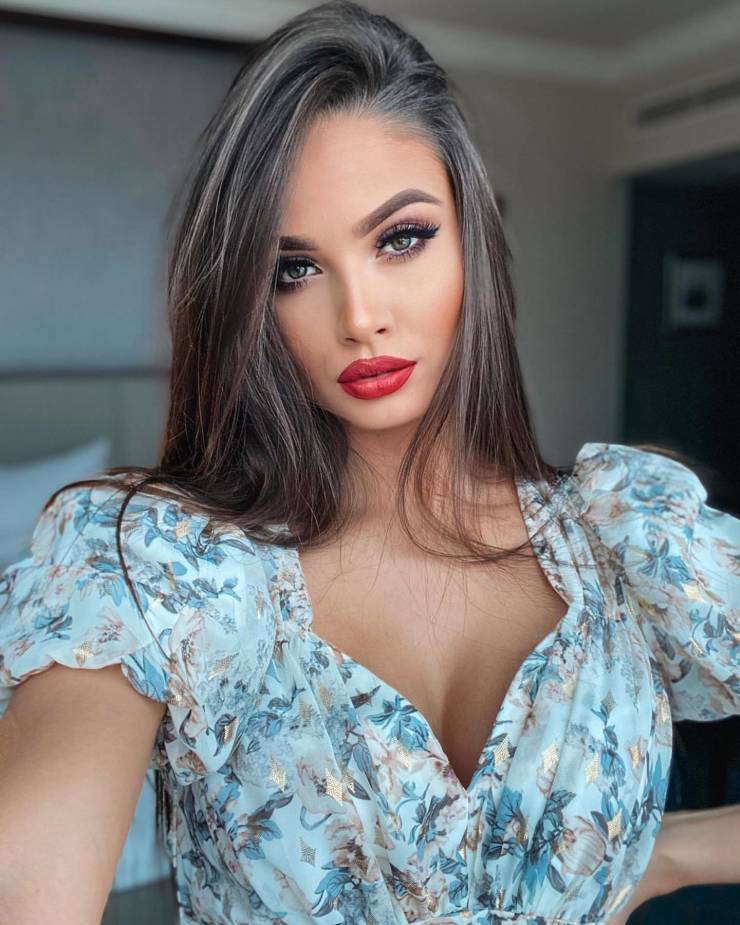 nice shade of lipstick 50 pics 4.html - 50 HD Photos | Premium Gallery 2025