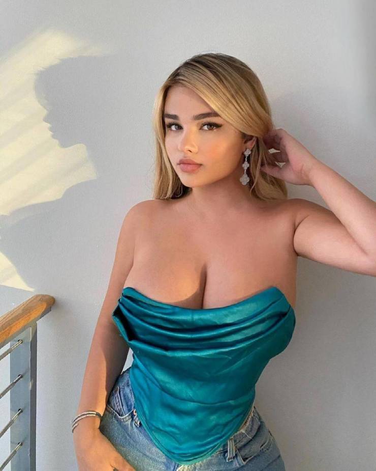 big boobs are always welcome 43 pics 2.html - 43 HD Photos | Premium Gallery 2025