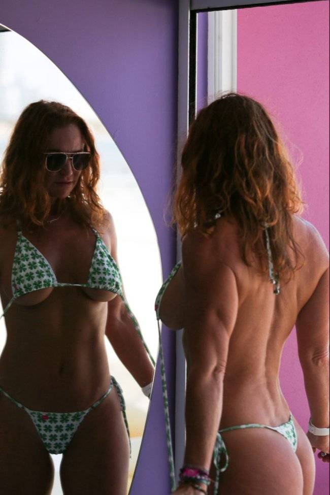 the under boob party has started 47 pics 17.html - 47 HD Photos | Premium Gallery 2025