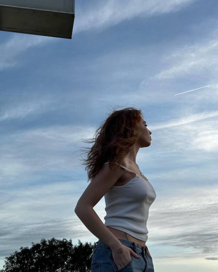 no bras allowed 42 pics 15.html - 42 HD Photos | Premium Gallery 2025