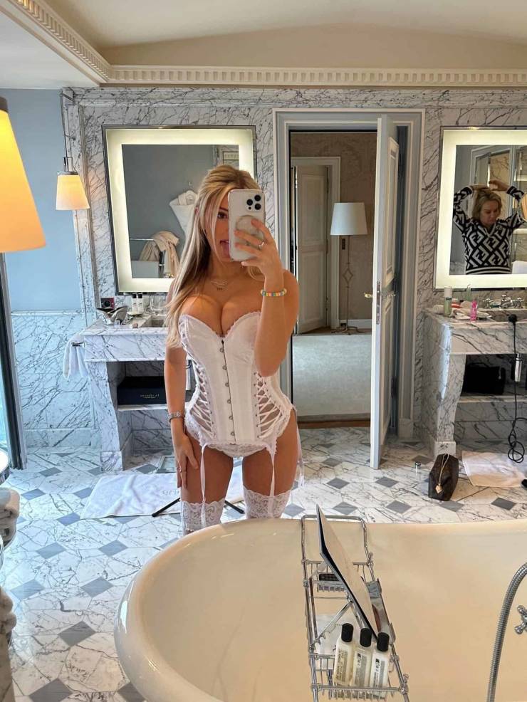 theres never enough lingerie 42 pics 17.html - 42 HD Photos | Premium Gallery 2025