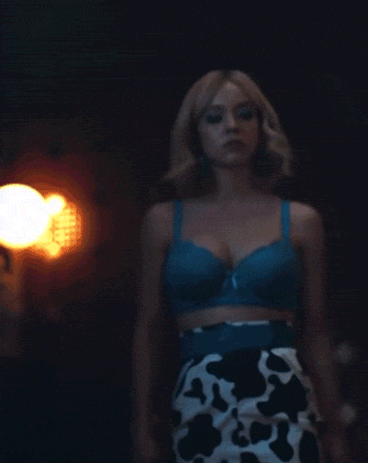 sydney sweeneys beauty in every frame 16 gifs 3.html - 1 HD GIF | Premium Gallery 2025