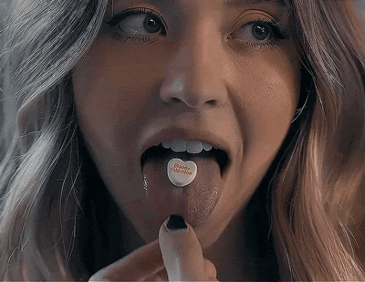 sydney sweeneys beauty in every frame 16 gifs 3.html - 1 HD GIF | Premium Gallery 2025
