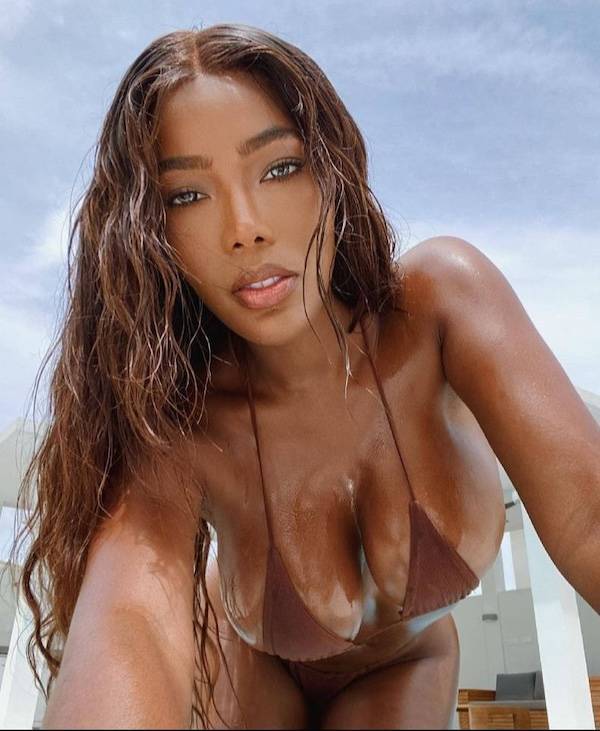 squishy hills await 50 pics 7.html - 50 HD Photos | Premium Gallery 2025