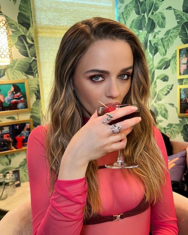 drinking never ends 38 pics 14.html - 38 HD Photos | Premium Gallery 2025