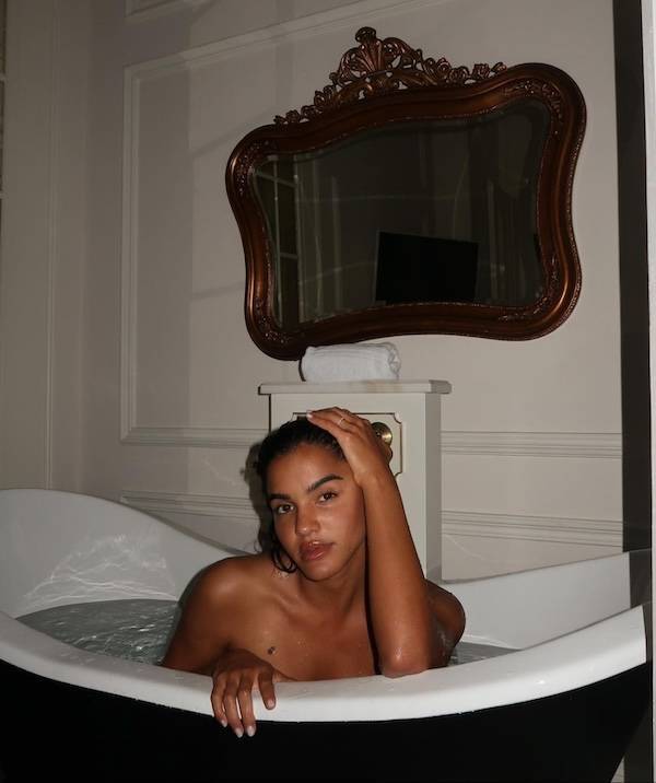 no bras anymore 30 pics 6.html - 30 HD Photos | Premium Gallery 2025