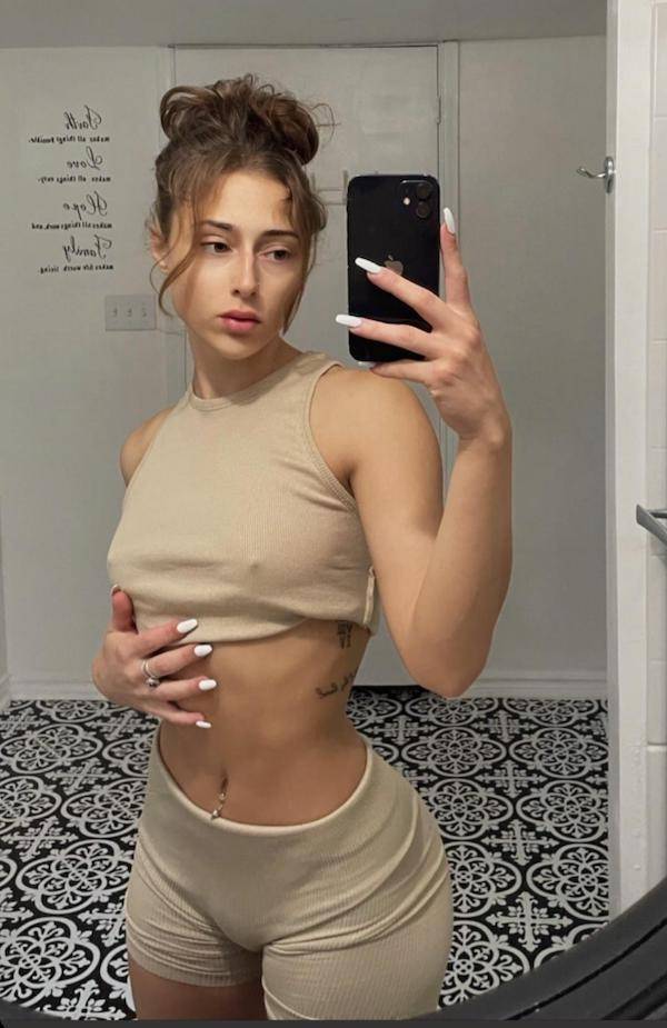 looks like its a bit cold outside 32 pics 2.html - 32 HD Photos | Premium Gallery 2025