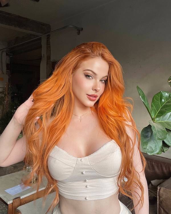 looks like its a bit cold outside 32 pics 2.html - 32 HD Photos | Premium Gallery 2025