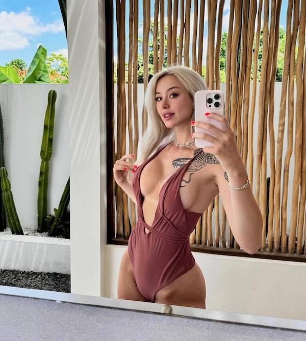 just one piece of sexiness 36 pics 7.html - 36 HD Photos | Premium Gallery 2025