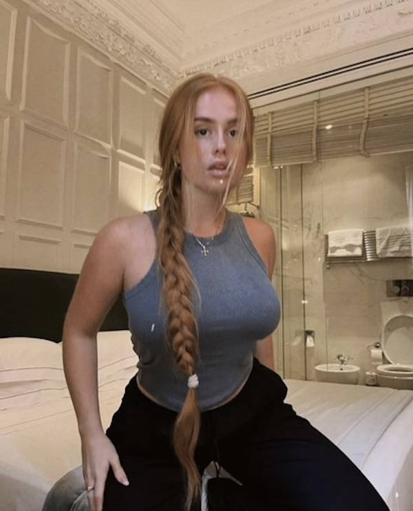 big boobs are always welcome 40 pics 9.html - 40 HD Photos | Premium Gallery 2025