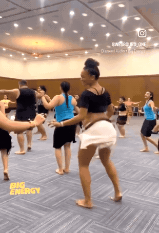 girls with skills 34 gifs 3.html - 1 HD GIF | Premium Gallery 2025