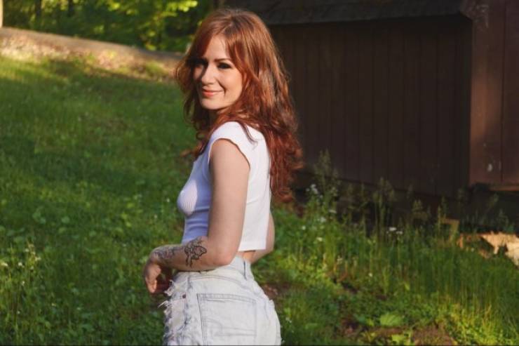 looks like its a bit cold outside 31 pics 6.html - 31 HD Photos | Premium Gallery 2025