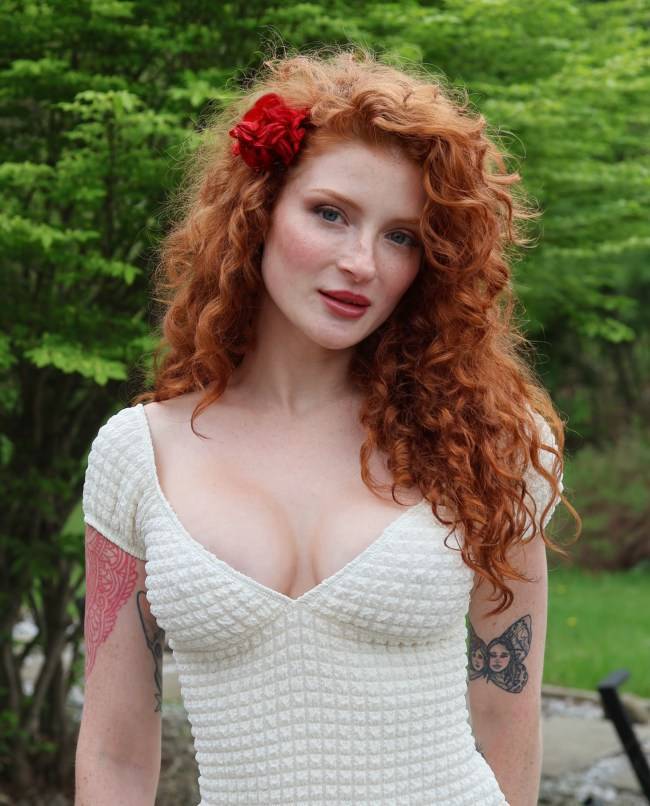 looks like its a bit cold outside 31 pics 6.html - 31 HD Photos | Premium Gallery 2025