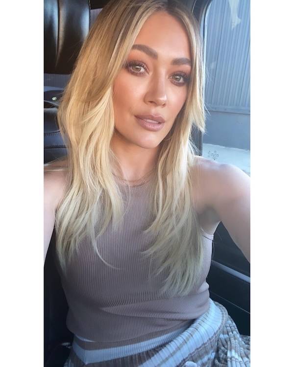 Hilary Duff Is Still Gorgeous!