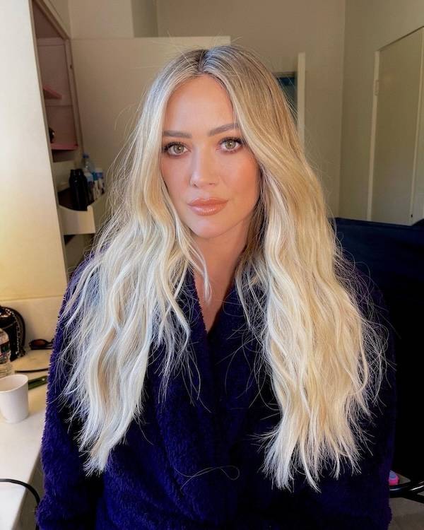 Hilary Duff Is Still Gorgeous!