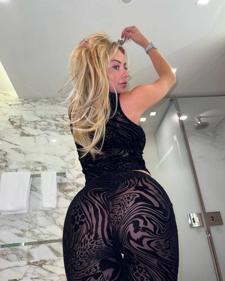 A Booty-full Collection Of Girls