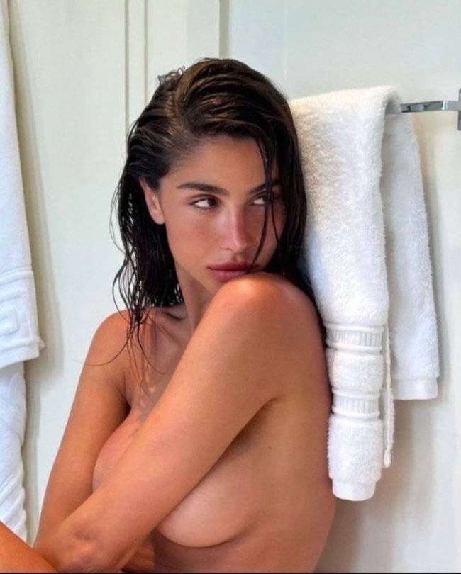 Boobs! Boobs For Everyone!