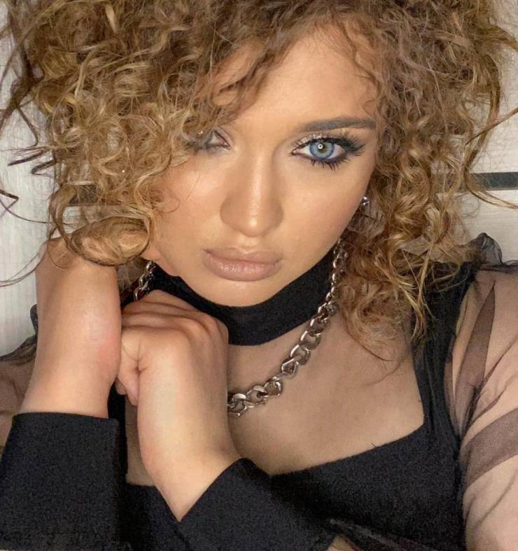 izigirls are waiting for you 41 pics 2.html - 41 HD Photos | Premium Gallery 2025